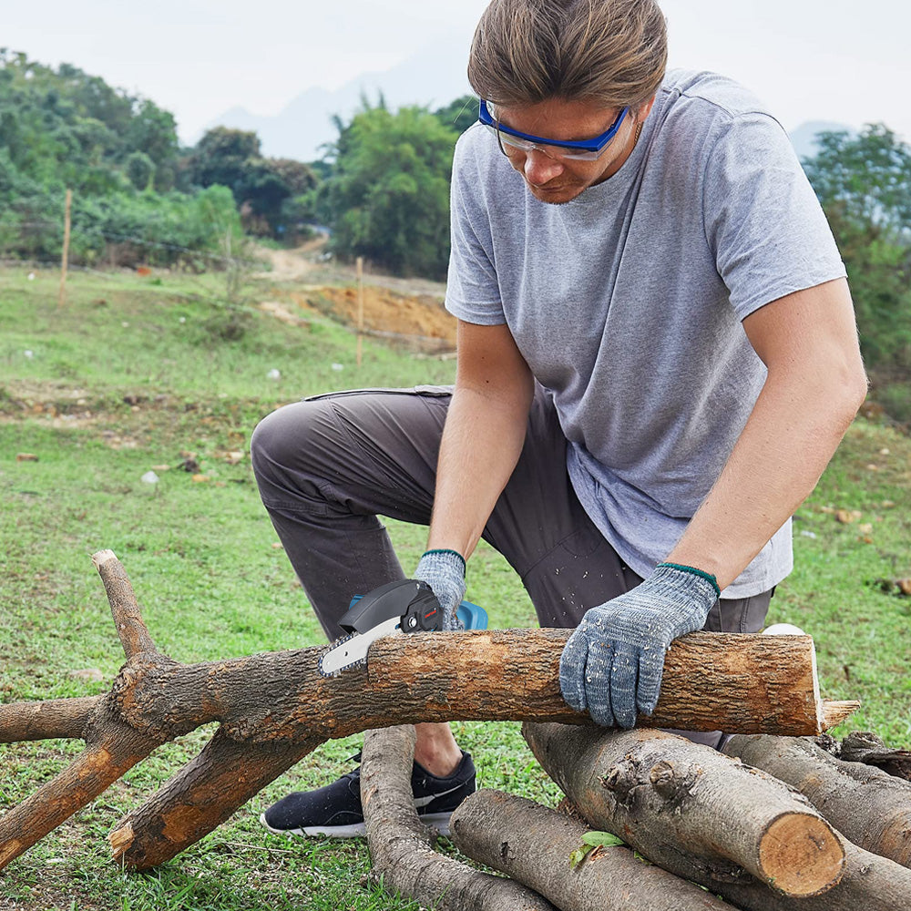 Serra 6" e Tesoura com Extensão (2x baterias) - Garantia de 3 Anos  na Tools Portugal - Apenas 119.90€! Compra agora na Tools Portugal